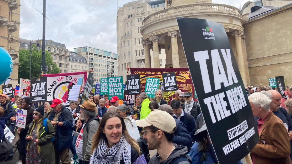 Why We Need A Wealth Tax in 2 Minutes – Dr Andrew Meyerson